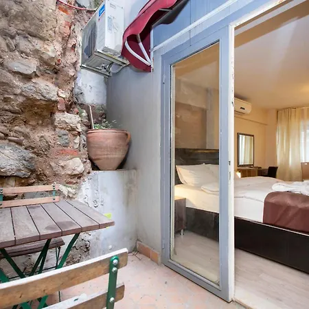 Le Reve Aparthotel 2*